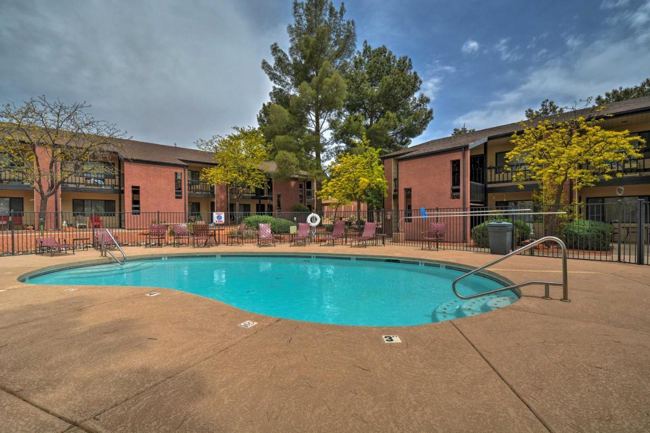 South Sedona Condo With Pool Access - Walk To Shops! Exterior photo